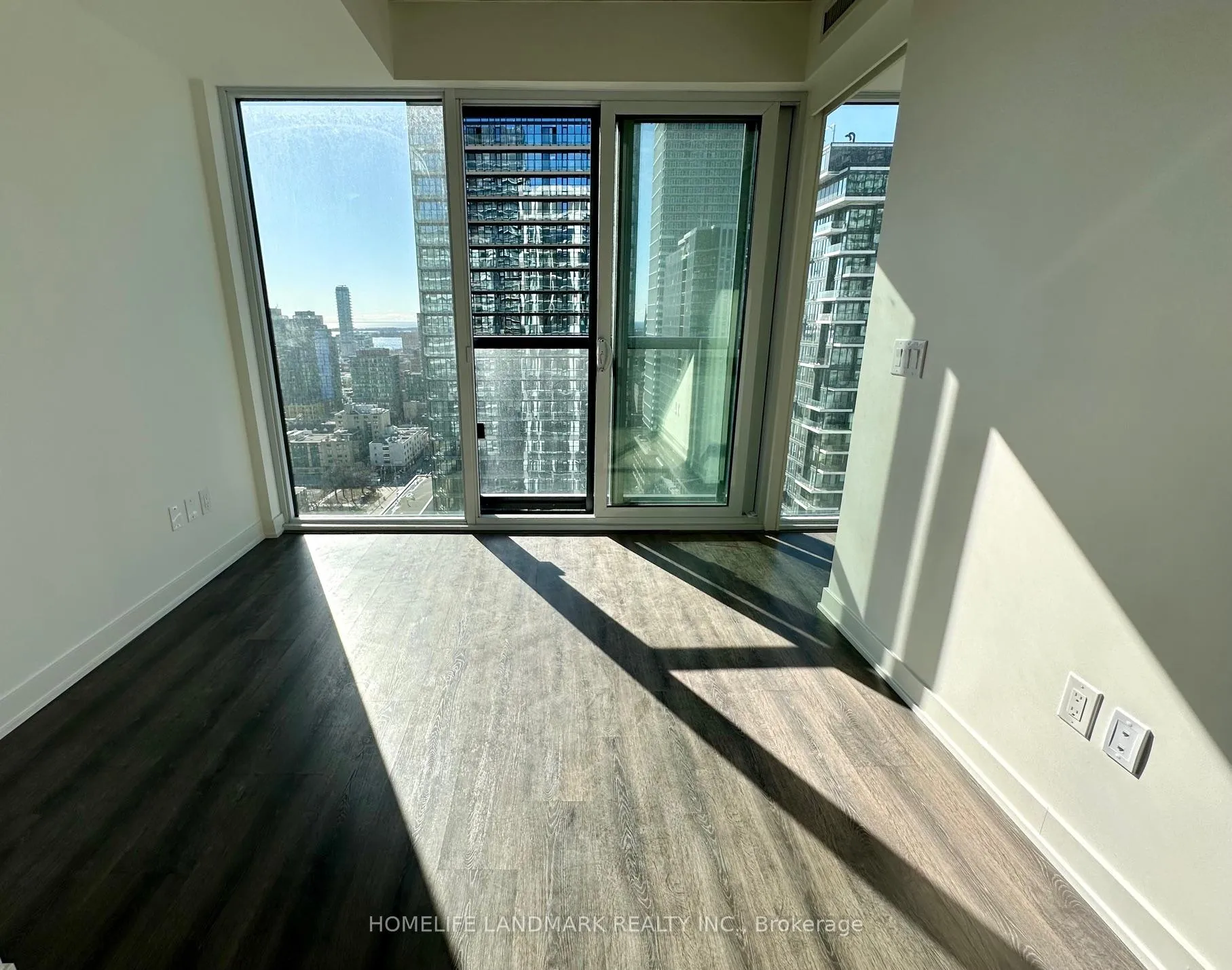 Photo 2 of Unit 2403, 65 Mutual Street, Toronto, Church-Yonge Corridor — HOMEH