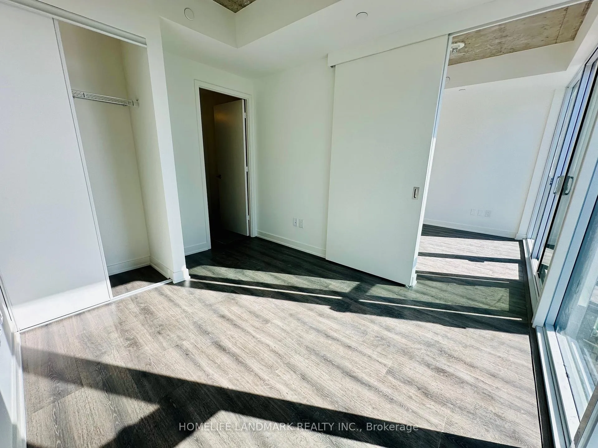 Photo 6 of Unit 2403, 65 Mutual Street, Toronto, Church-Yonge Corridor — HOMEH