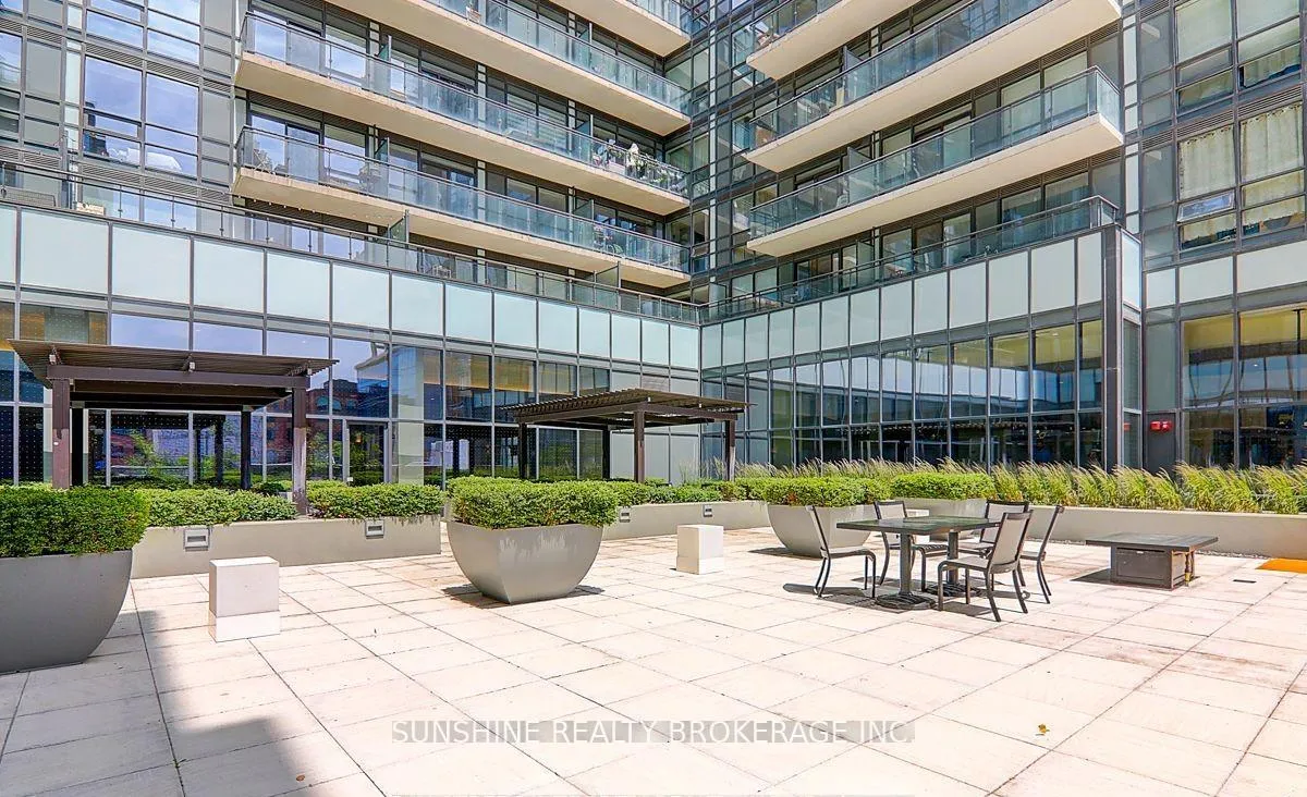 Photo 4 of Unit 518, 460 Adelaide Street E, Toronto, Moss Park — HOMEH