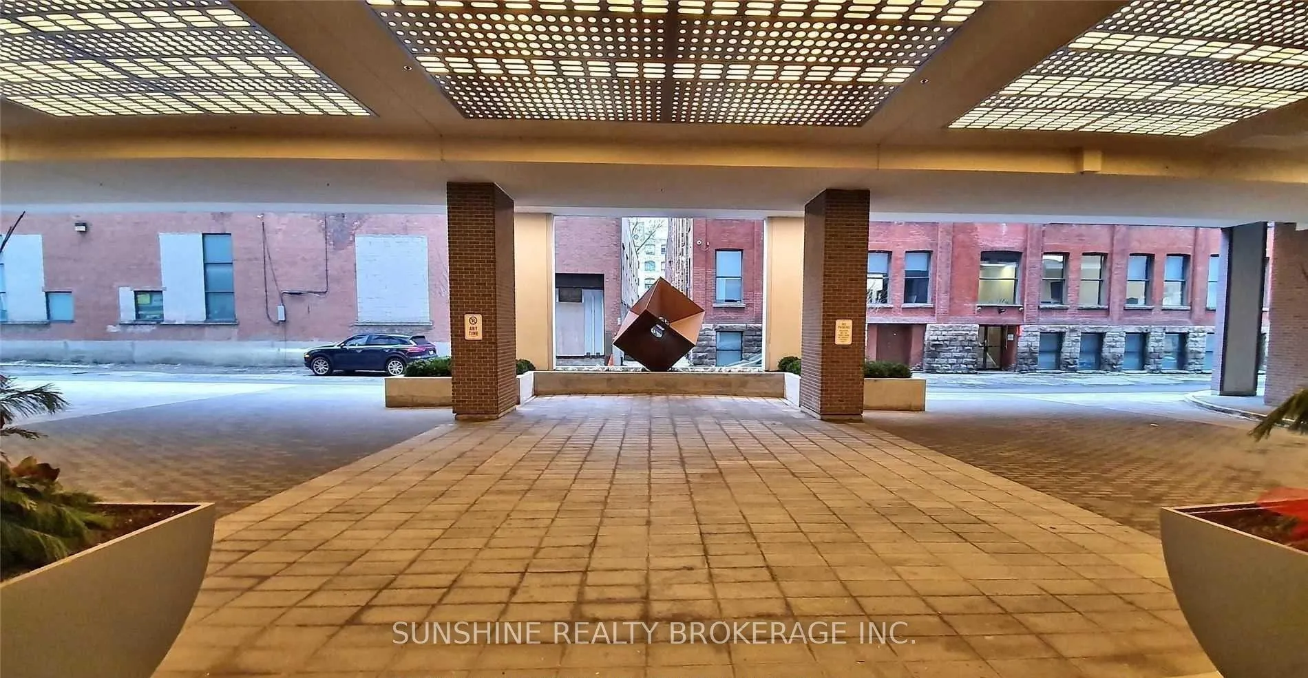 Photo 10 of Unit 518, 460 Adelaide Street E, Toronto, Moss Park — HOMEH