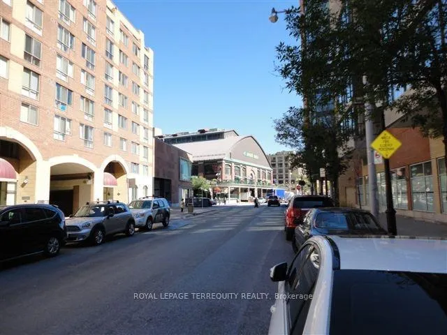 Photo 5 of Unit 804, 38 The Esplanade, Toronto, Waterfront Communities — HOMEH