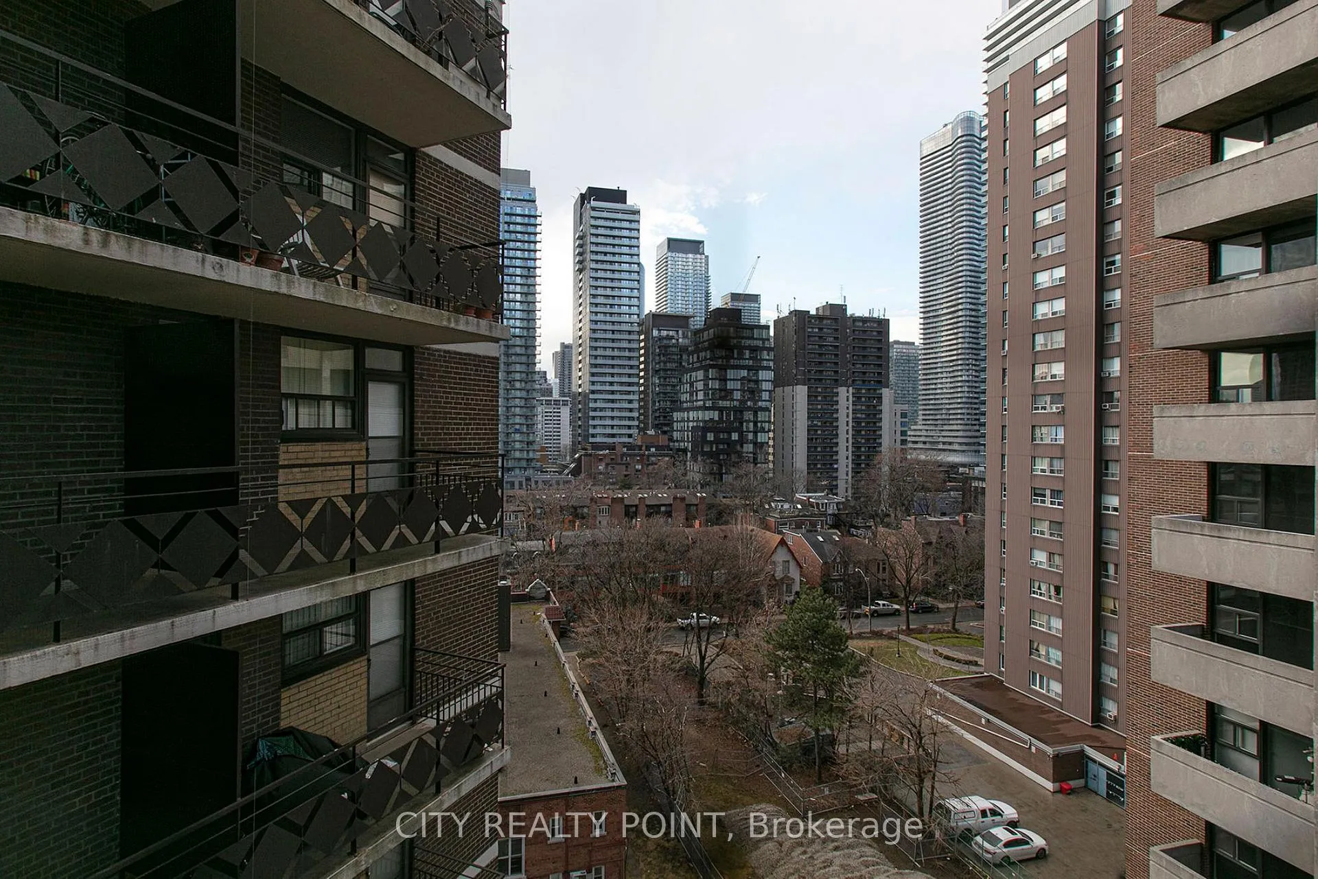 Photo 7 of Unit 1002, 55 Isabella Street, Toronto, Church-Yonge Corridor — HOMEH