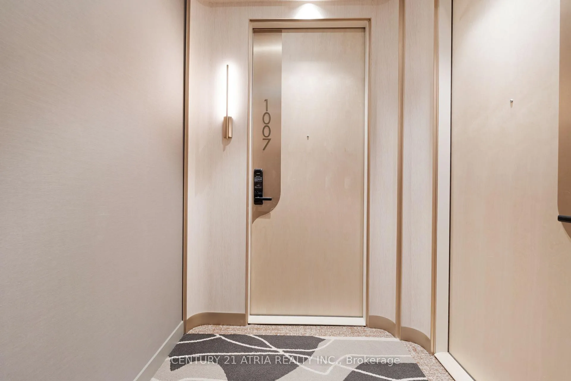 Photo 5 of Unit 1007, 155 Merchants' Wharf, Toronto, Waterfront Communities — HOMEH