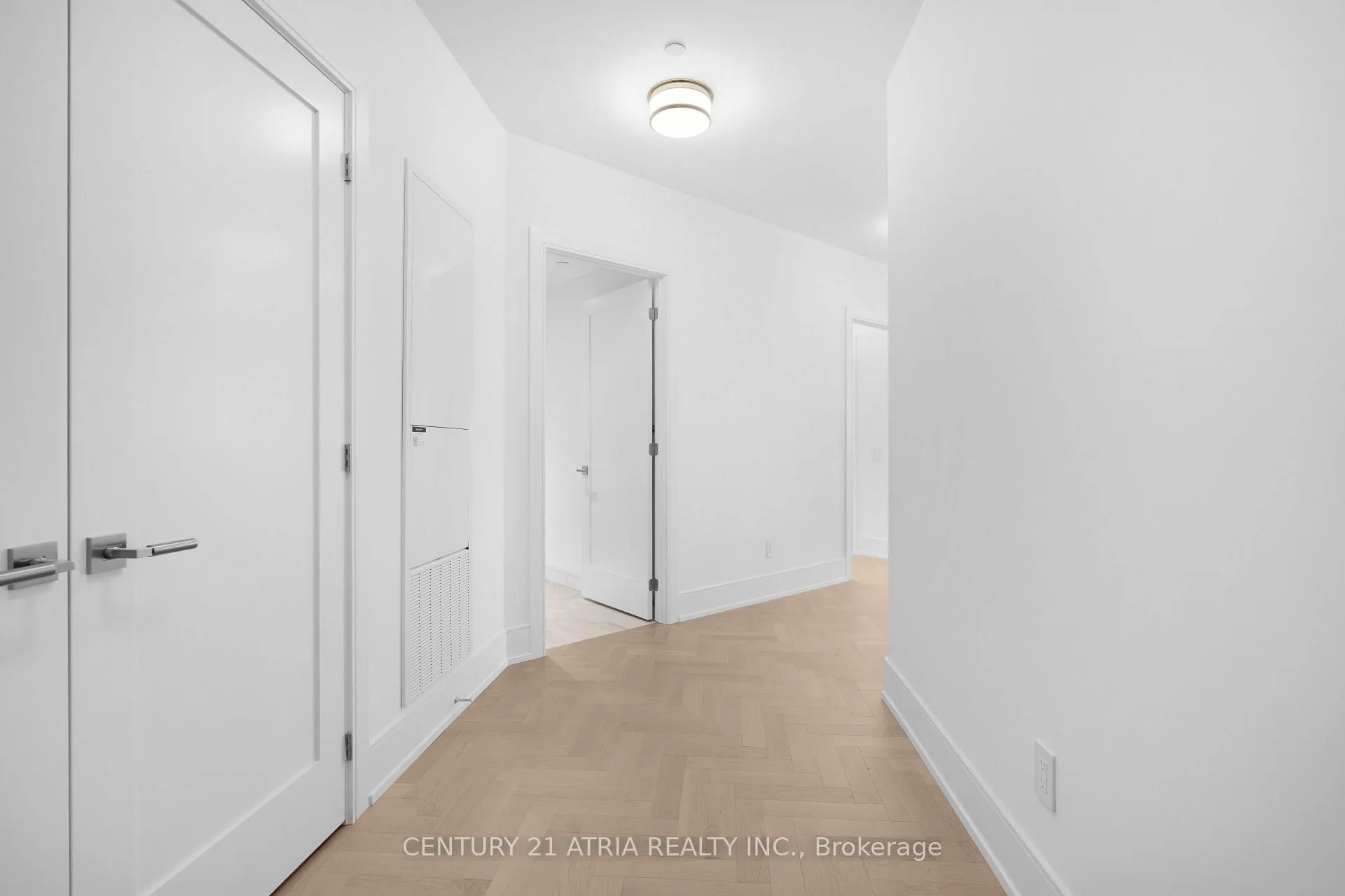 Photo 7 of Unit 1007, 155 Merchants' Wharf, Toronto, Waterfront Communities — HOMEH