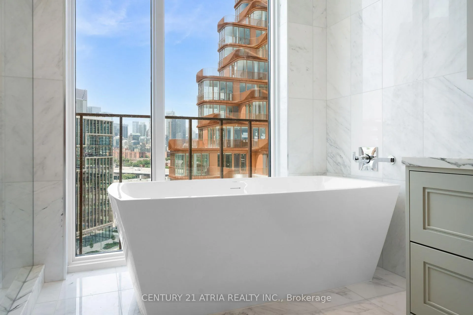 Photo 16 of Unit 1007, 155 Merchants' Wharf, Toronto, Waterfront Communities — HOMEH