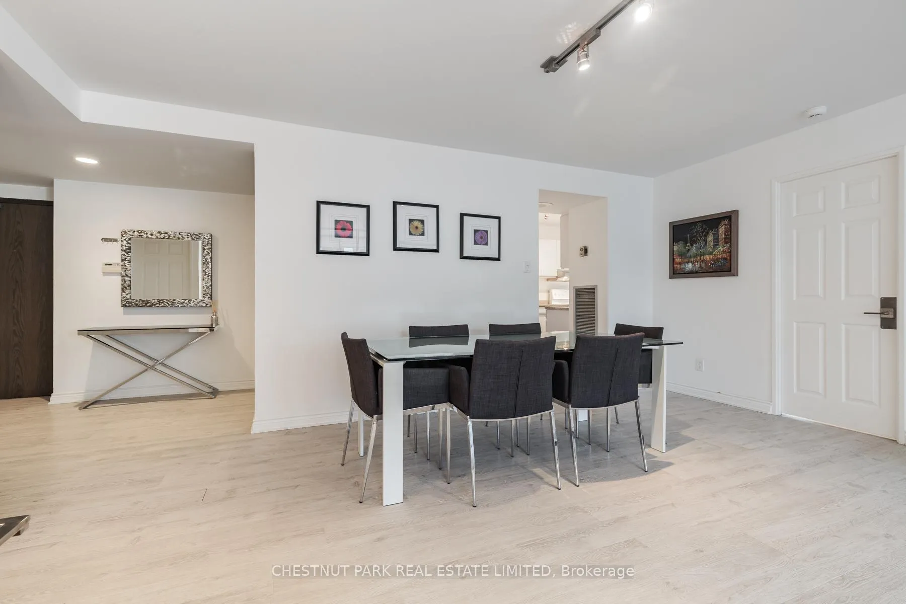 Photo 4 of Unit 701, 77 Carlton Street, Toronto, Church-Yonge Corridor — HOMEH