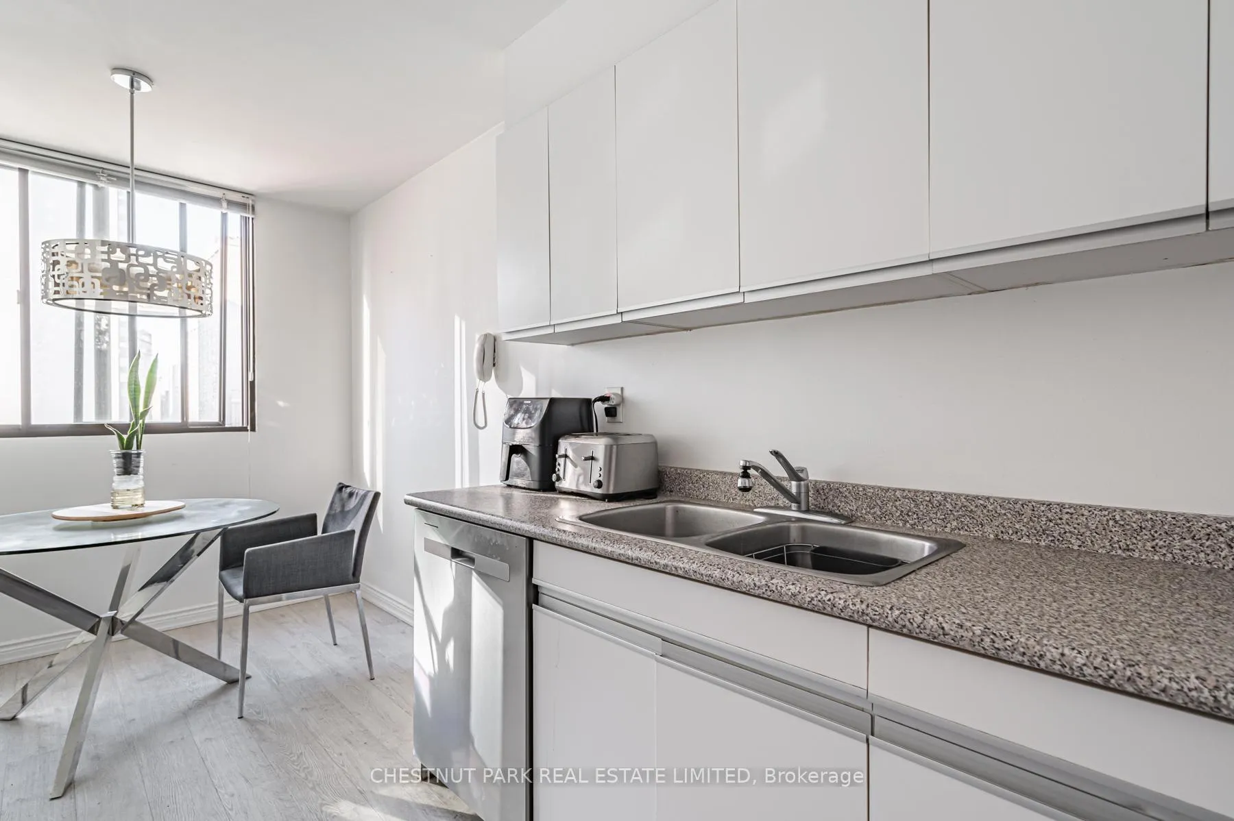 Photo 13 of Unit 701, 77 Carlton Street, Toronto, Church-Yonge Corridor — HOMEH