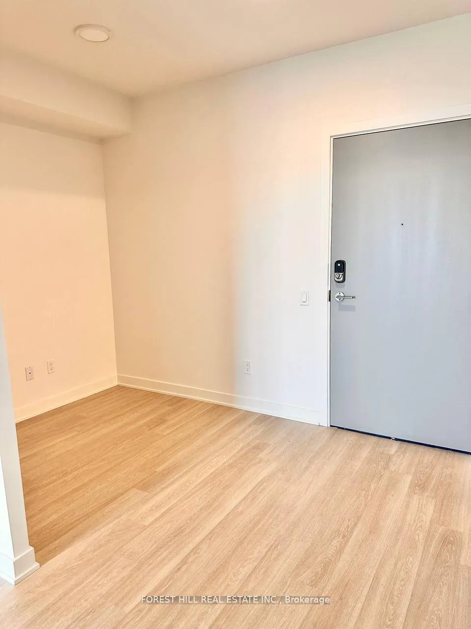 Photo 6 of Unit B1804, 50 Upper Mall Way, Vaughan, Brownridge — HOMEH