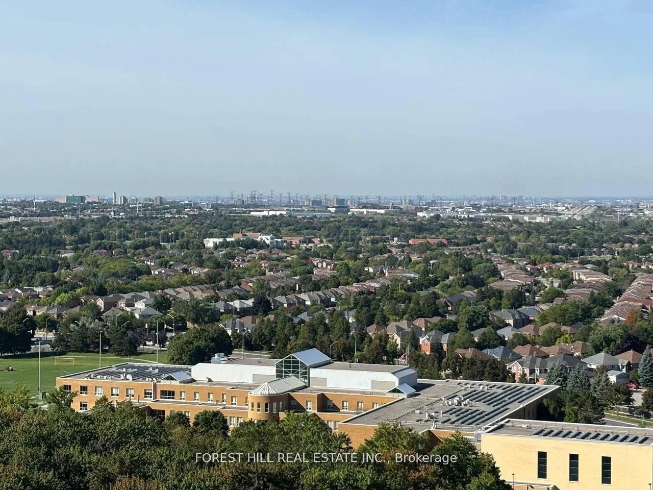 Photo 10 of Unit B1804, 50 Upper Mall Way, Vaughan, Brownridge — HOMEH