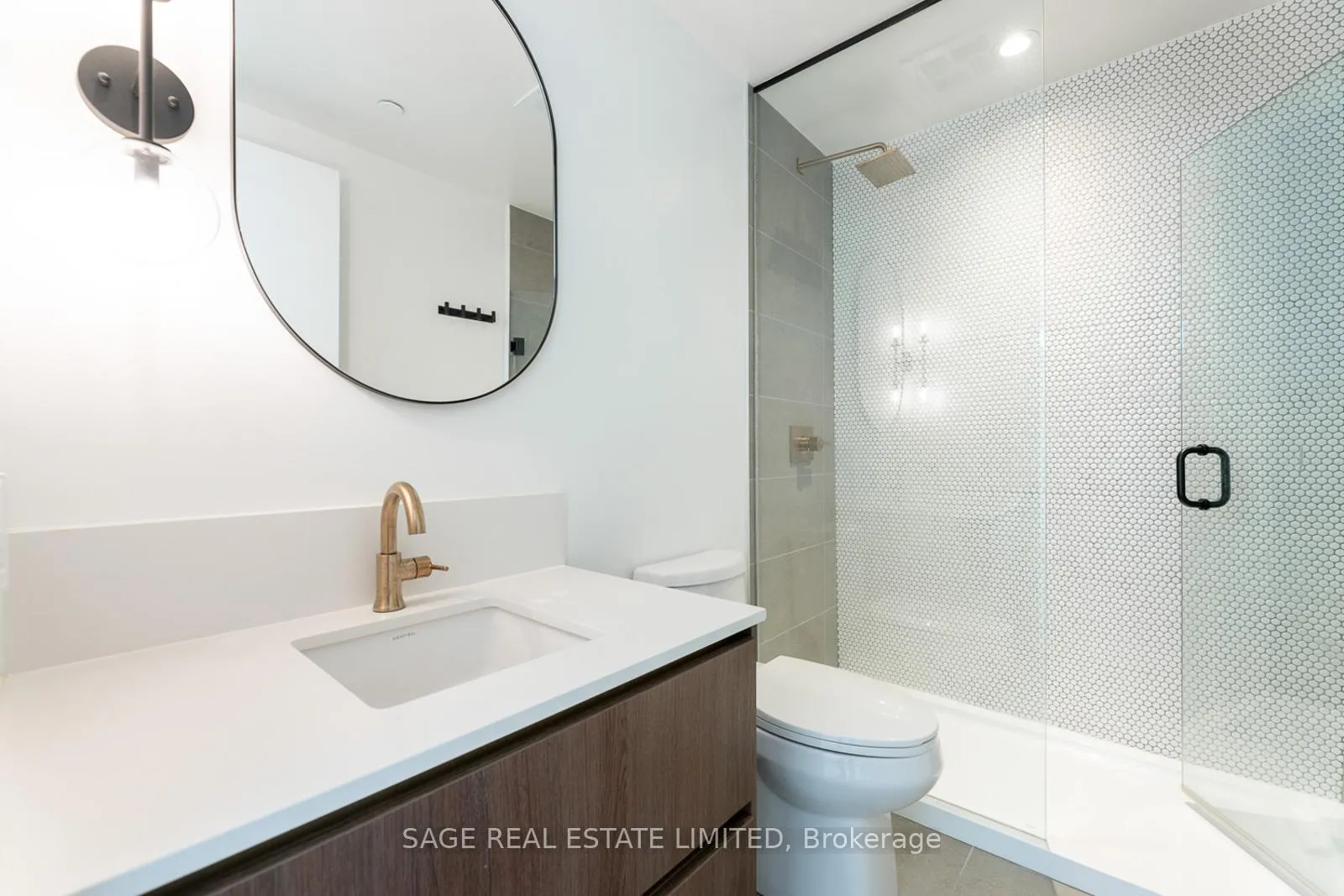 Photo 8 of Unit 407, 1285 Queen Street E, Toronto, Greenwood-Coxwell — HOMEH