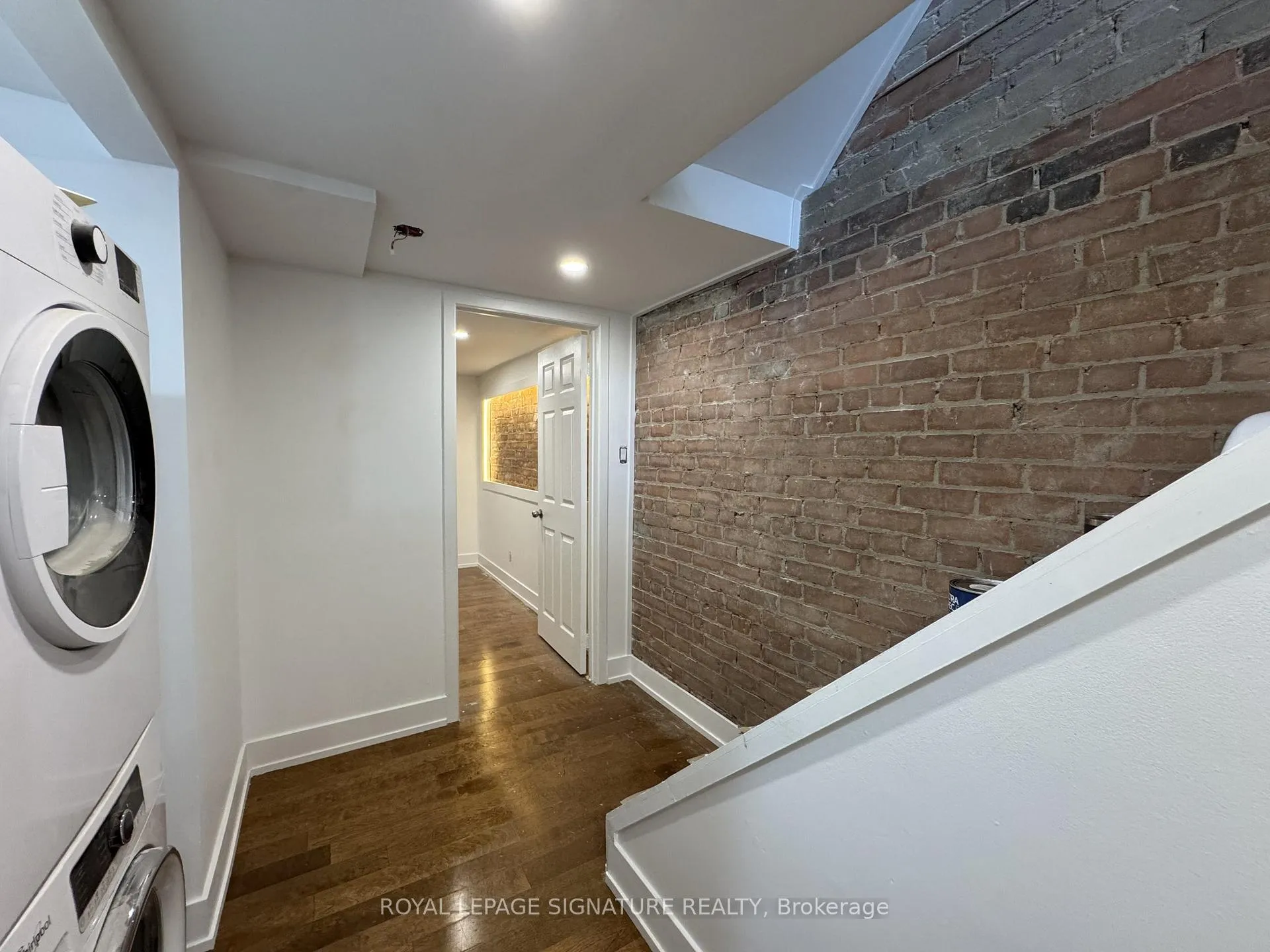 Photo 7 of Unit Main & Lower, 25 Firstbrooke Road, Toronto, East End-Danforth — HOMEH