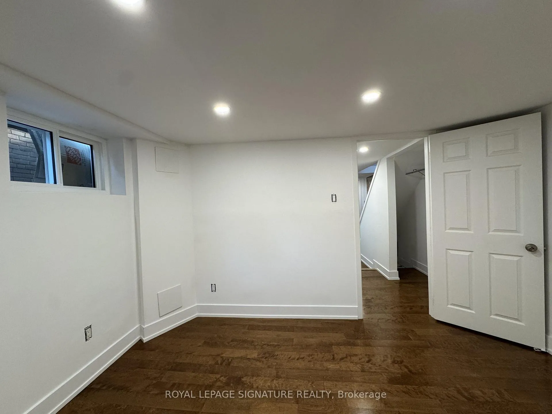 Photo 10 of Unit Main & Lower, 25 Firstbrooke Road, Toronto, East End-Danforth — HOMEH