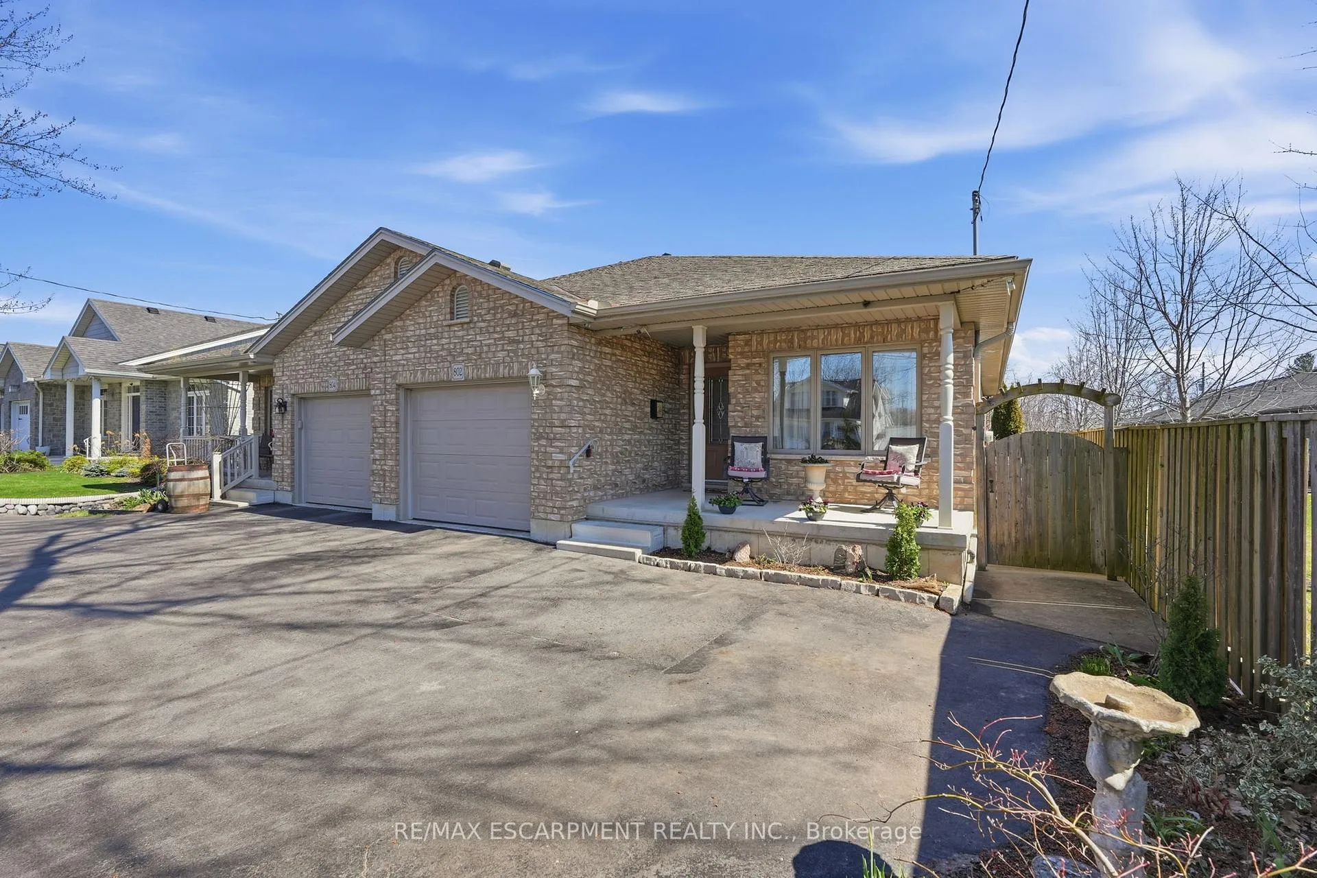 Photo 2 of 802 Main Street, Norfolk, Port Dover — HOMEH