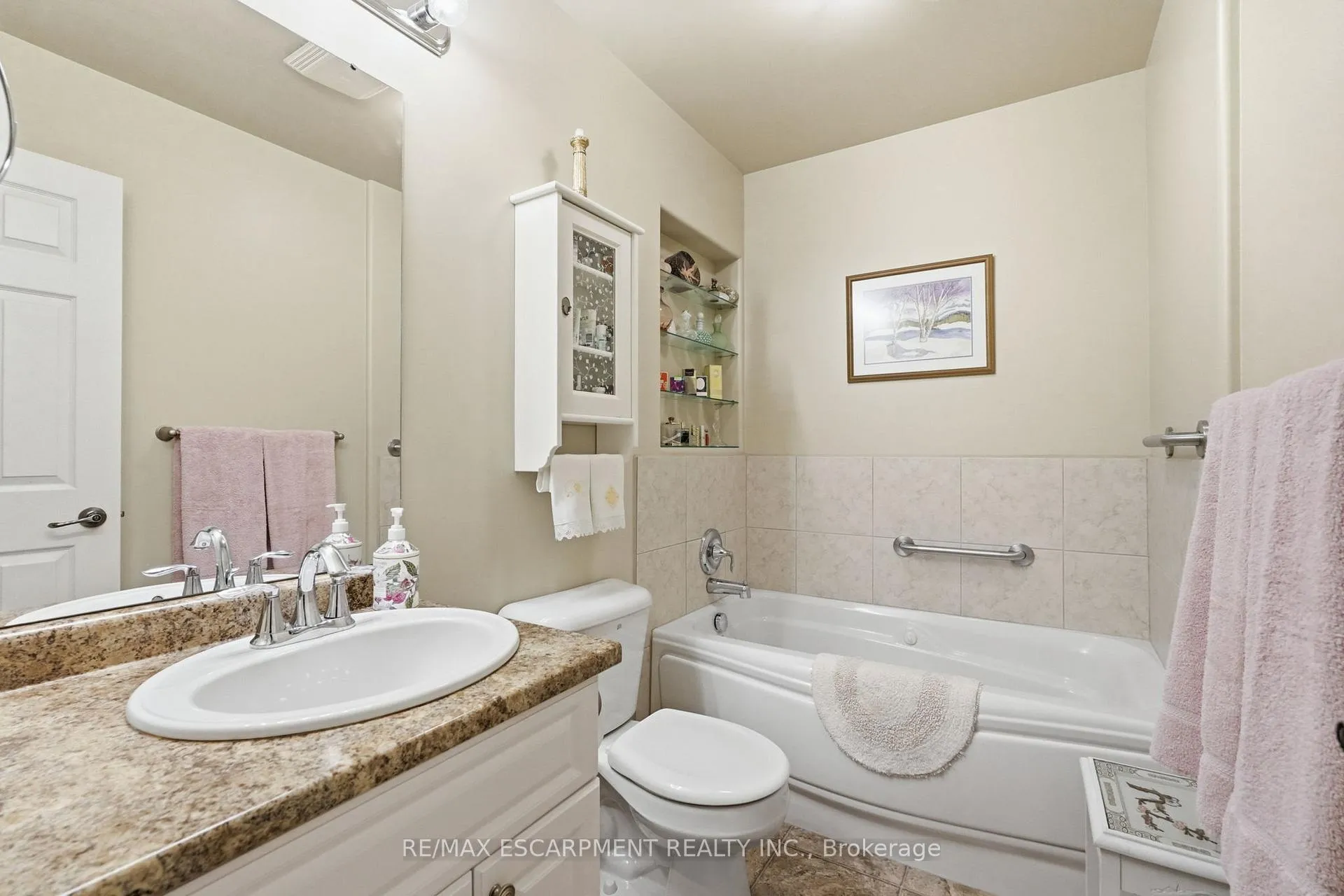Photo 20 of 802 Main Street, Norfolk, Port Dover — HOMEH
