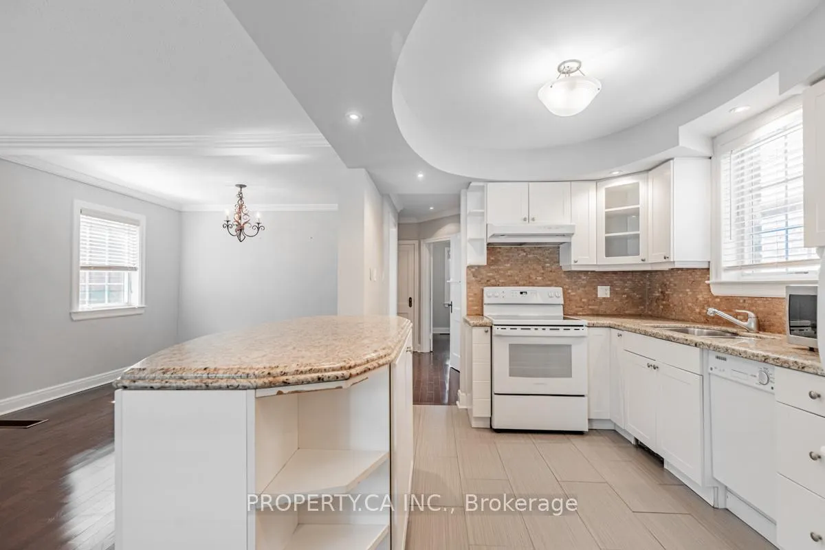 Photo 4 of Unit Upper, 26 Rednor Road, Toronto, East York — HOMEH