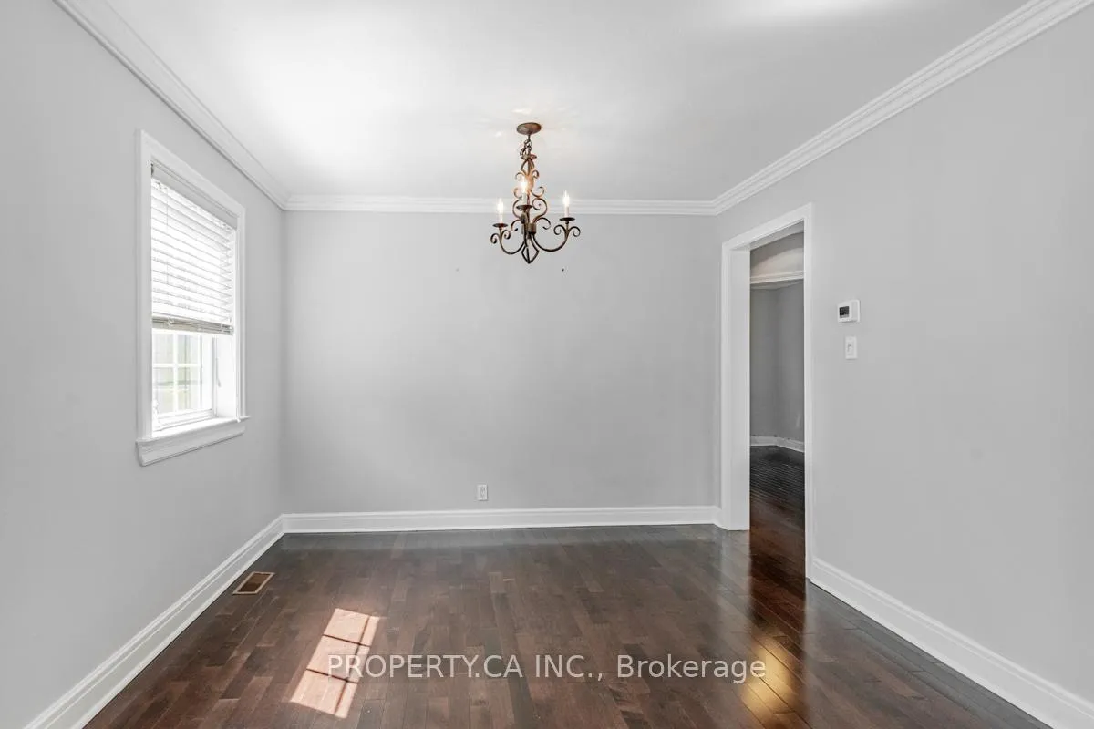 Photo 10 of Unit Upper, 26 Rednor Road, Toronto, East York — HOMEH