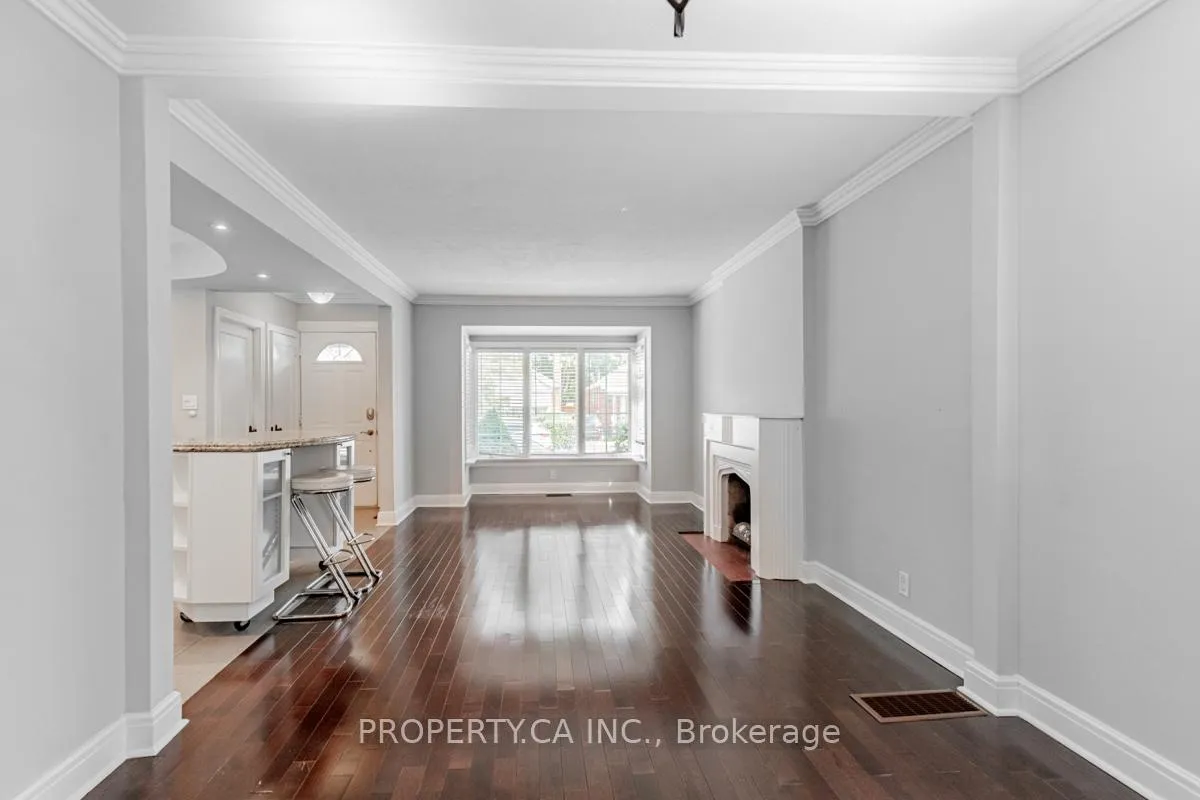 Photo 11 of Unit Upper, 26 Rednor Road, Toronto, East York — HOMEH