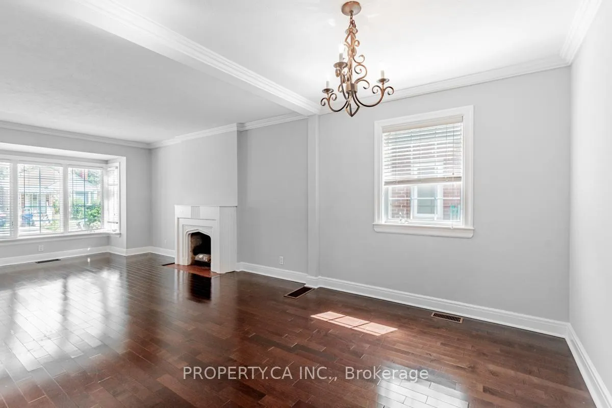 Photo 12 of Unit Upper, 26 Rednor Road, Toronto, East York — HOMEH