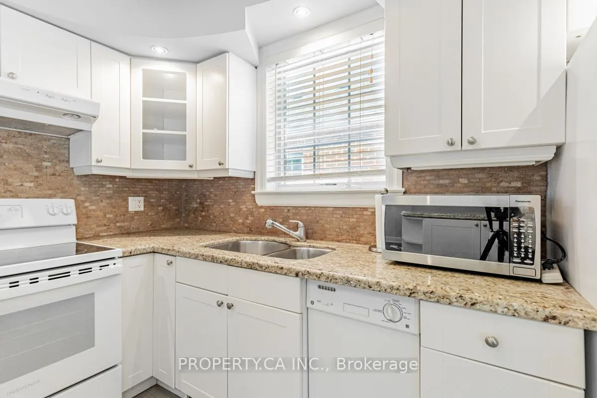 Photo 18 of Unit Upper, 26 Rednor Road, Toronto, East York — HOMEH