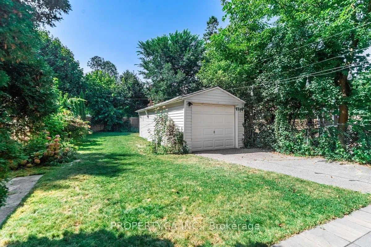 Photo 27 of Unit Upper, 26 Rednor Road, Toronto, East York — HOMEH