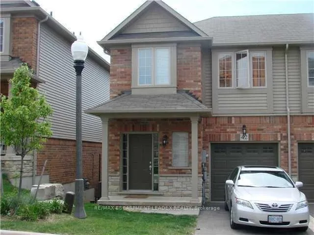 Photo 1 of 42 Myers Lane, Hamilton, Ancaster — HOMEH