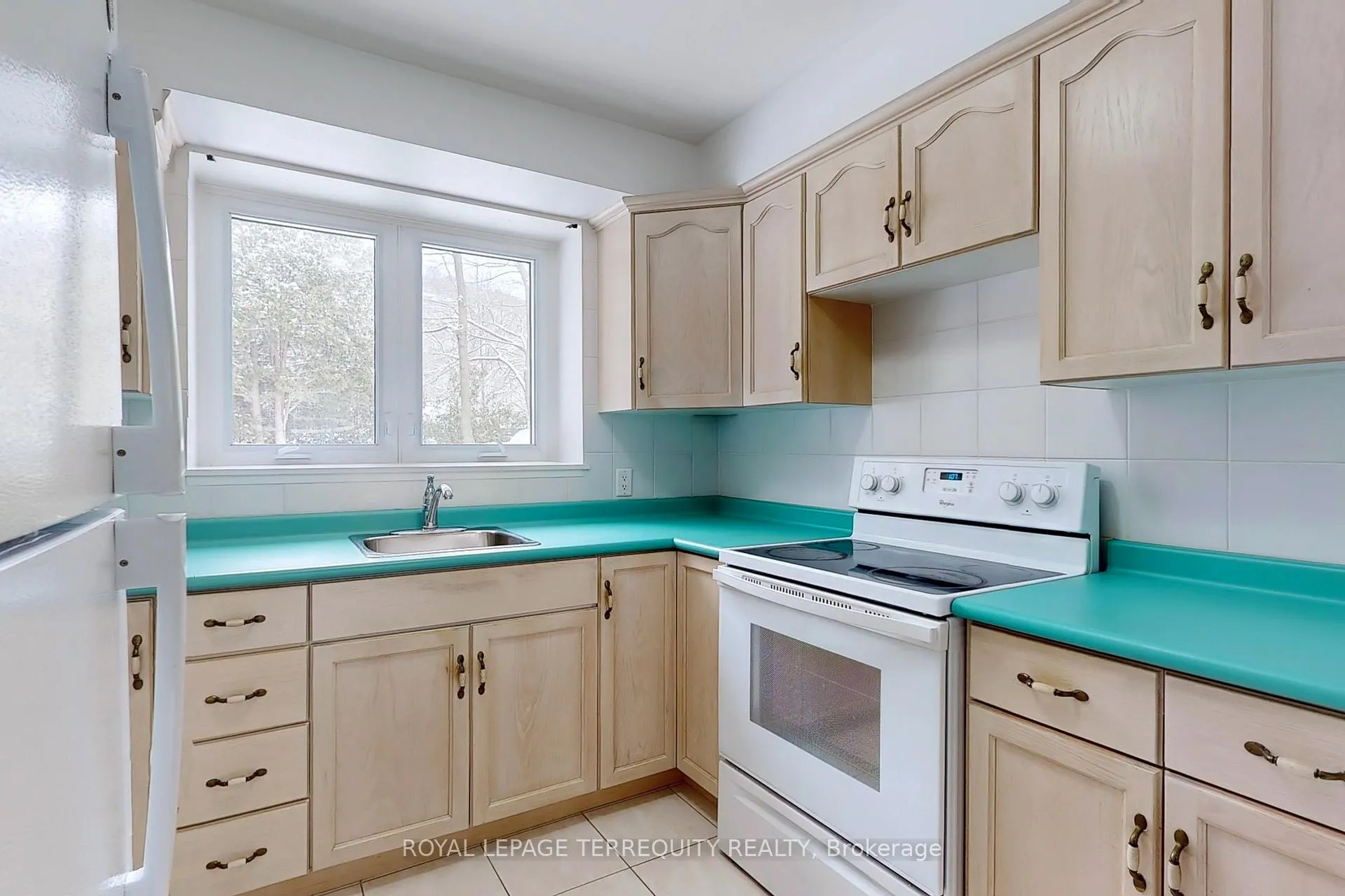 Photo 10 of Unit G, 16 Bond Street, Hamilton, Dundas — HOMEH