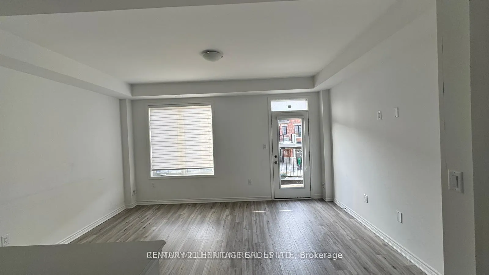 Photo 6 of 5 Melmar Street, Brampton, Northwest Brampton — HOMEH