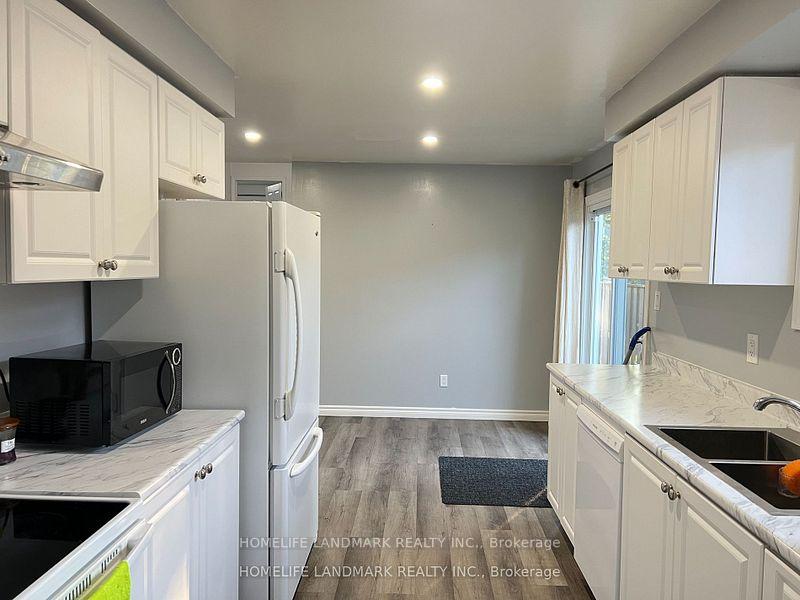 Photo 6 of 478 Leacock Drive, Barrie, Letitia Heights — HOMEH