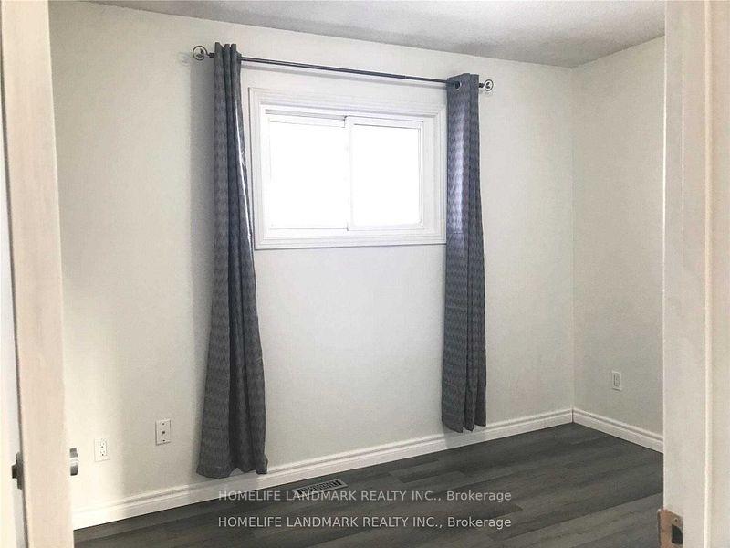 Photo 13 of 478 Leacock Drive, Barrie, Letitia Heights — HOMEH