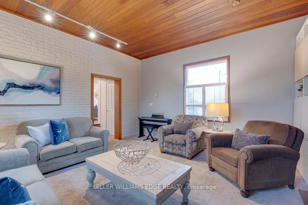 Photo 12 of 24 Bentley Place, Hamilton, Gilbert — HOMEH