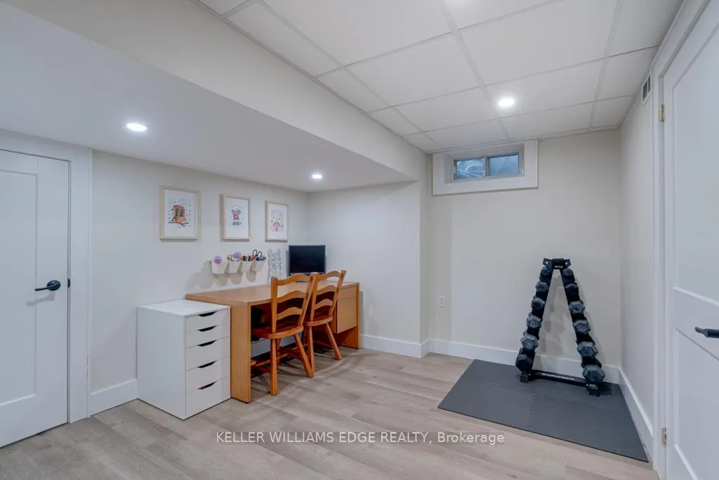 Photo 31 of 24 Bentley Place, Hamilton, Gilbert — HOMEH
