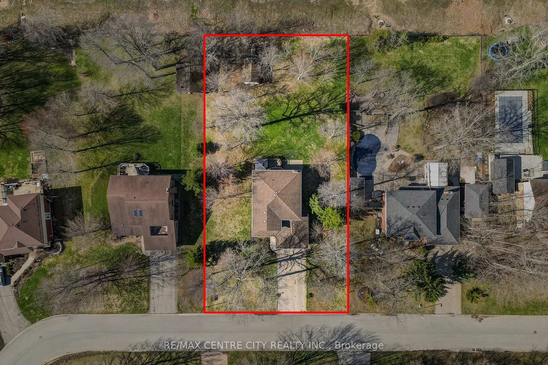 Photo 5 of 39876 Shady Lane Crescent, Southwold, Talbotville — HOMEH