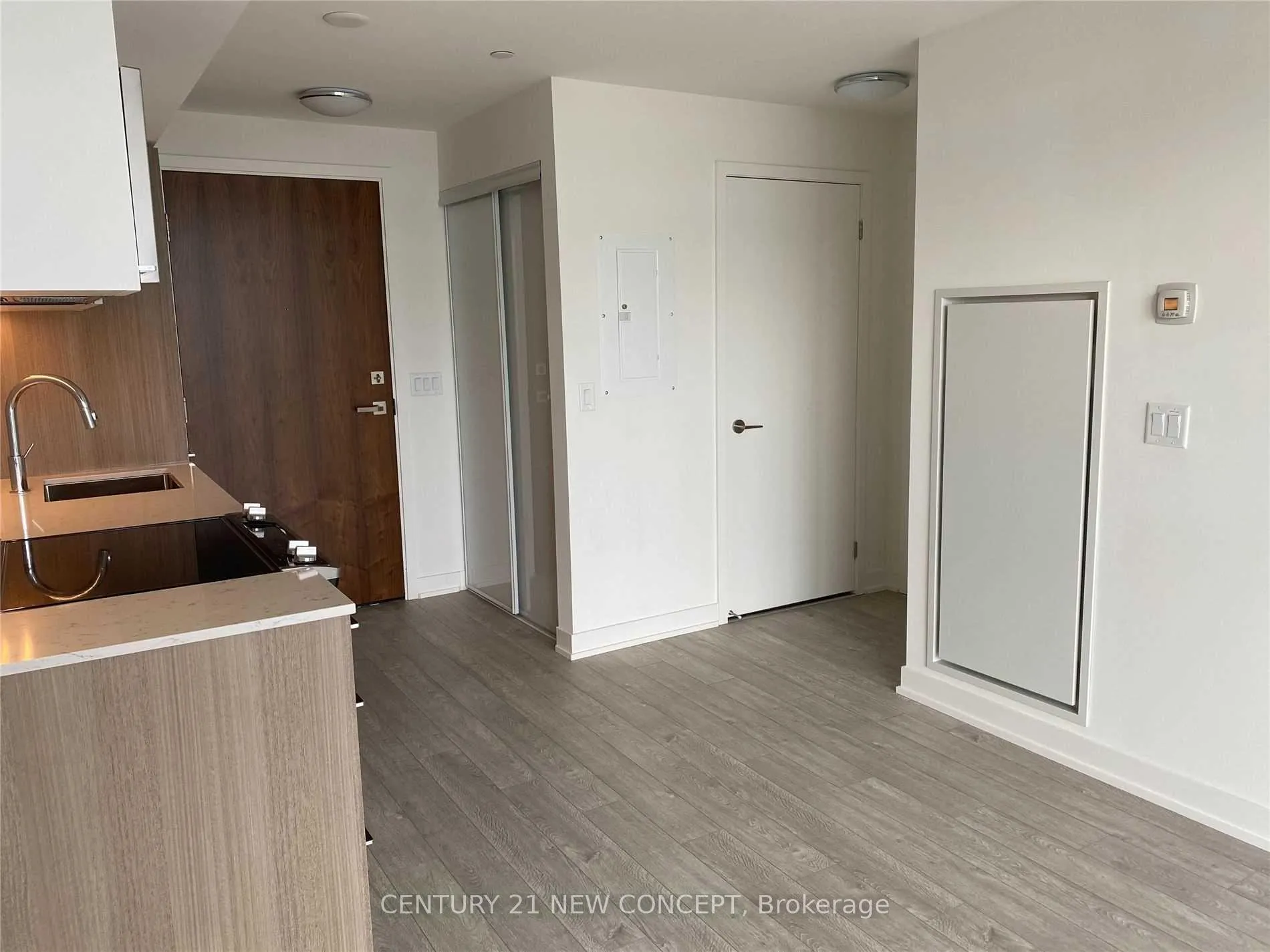 Photo 3 of Unit 913, 30 Baseball Place, Toronto, South Riverdale — HOMEH