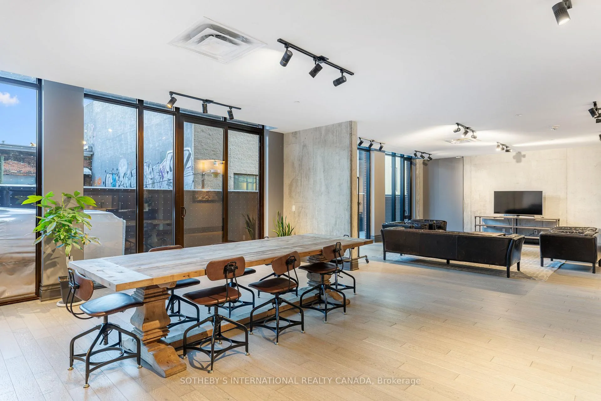 Photo 40 of Unit PH06, 608 Richmond Street W, Toronto, Waterfront Communities — HOMEH