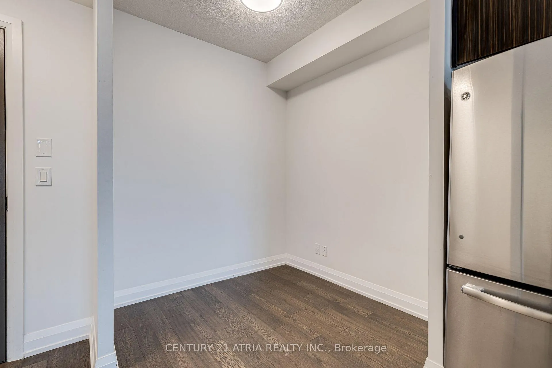 Photo 12 of Unit 2533, 7161 Yonge Street, Markham, Thornhill — HOMEH