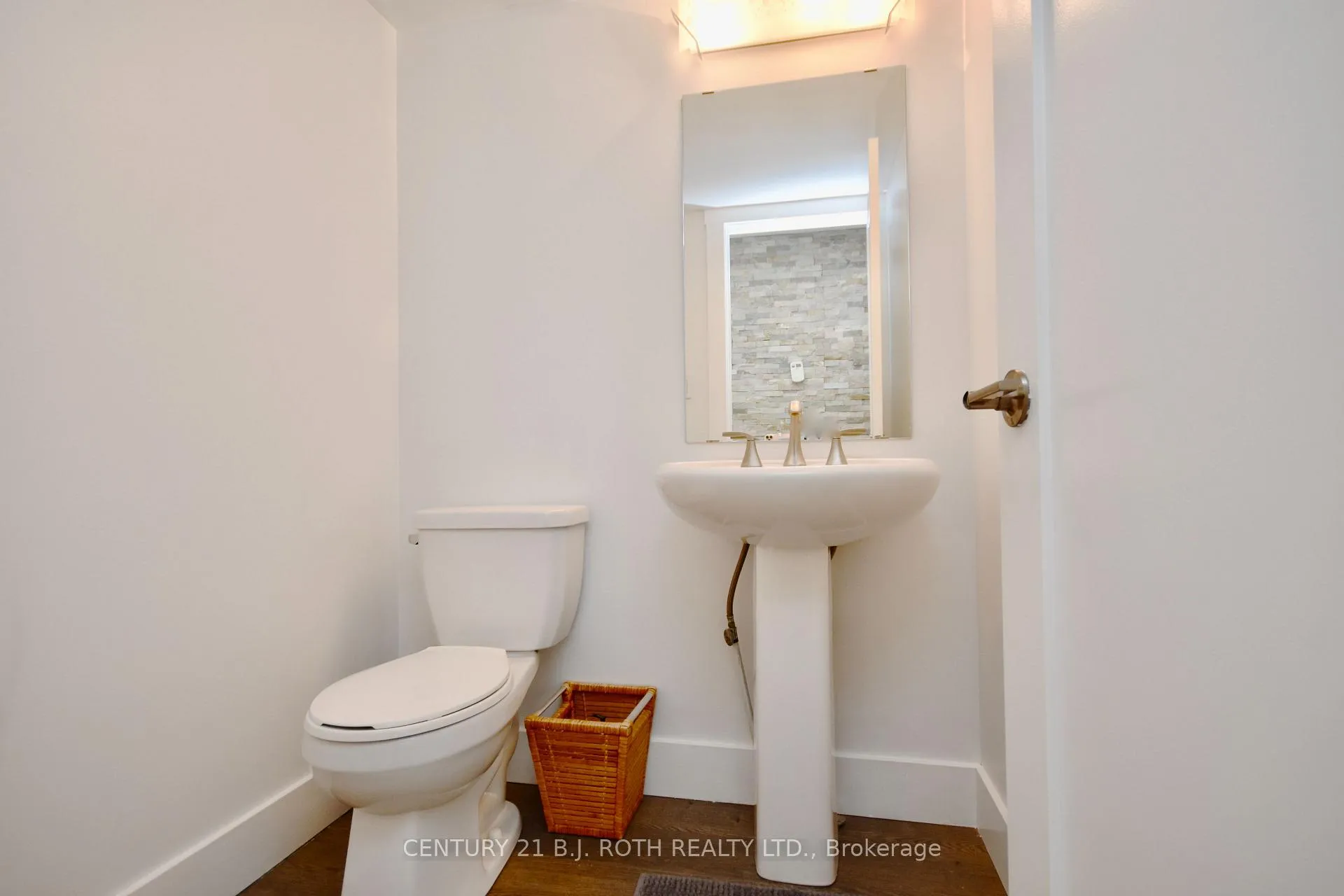 Photo 7 of Unit 6, 51 Ferndale Drive, Barrie, Ardagh — HOMEH