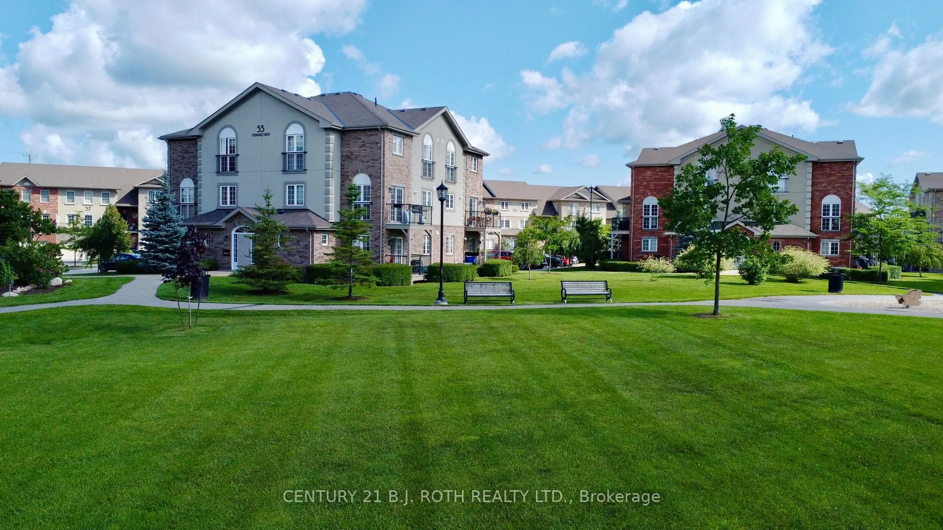 Photo 18 of Unit 6, 51 Ferndale Drive, Barrie, Ardagh — HOMEH