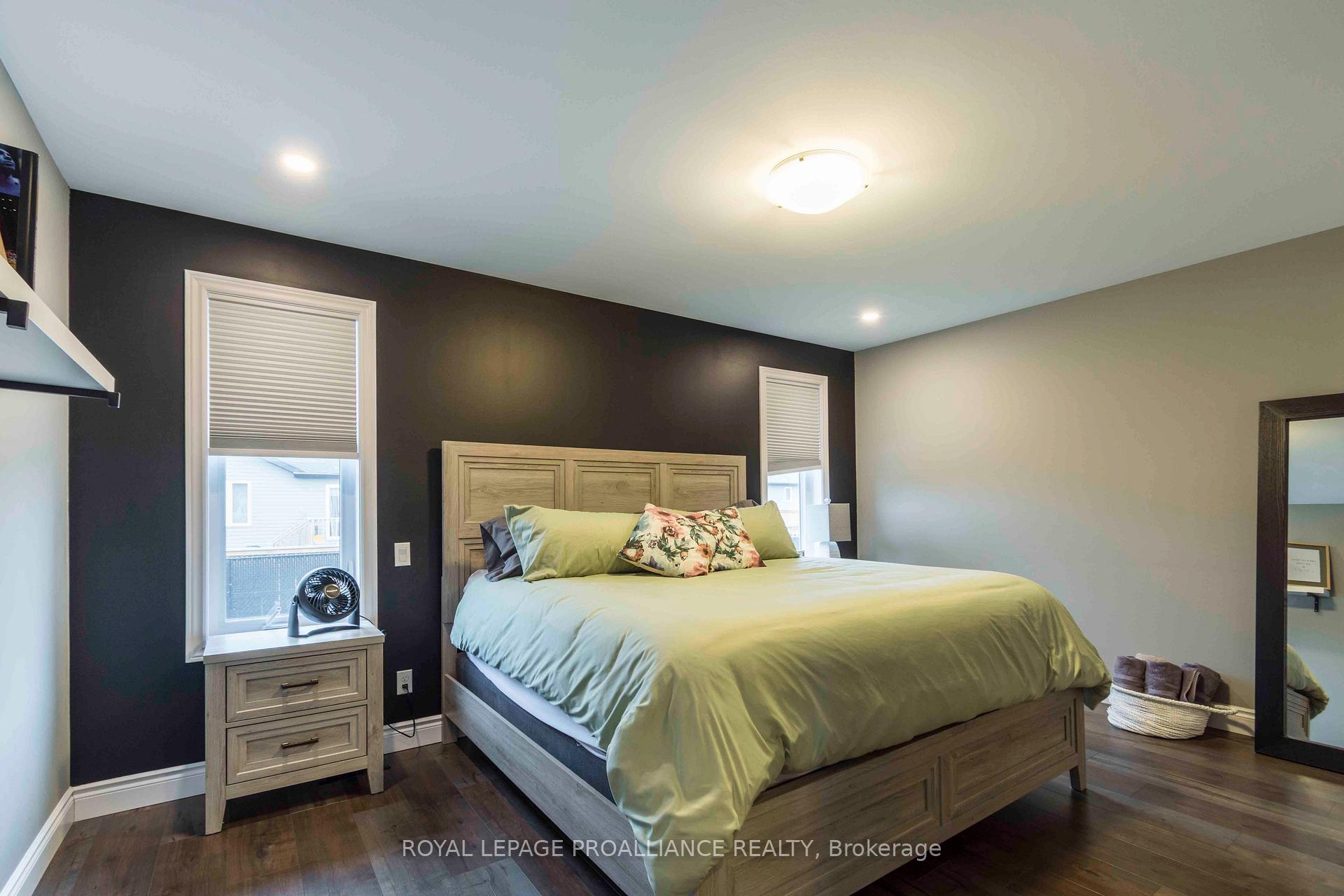Photo 15 of 38 Deacon Place, Belleville, Belleville Ward — HOMEH