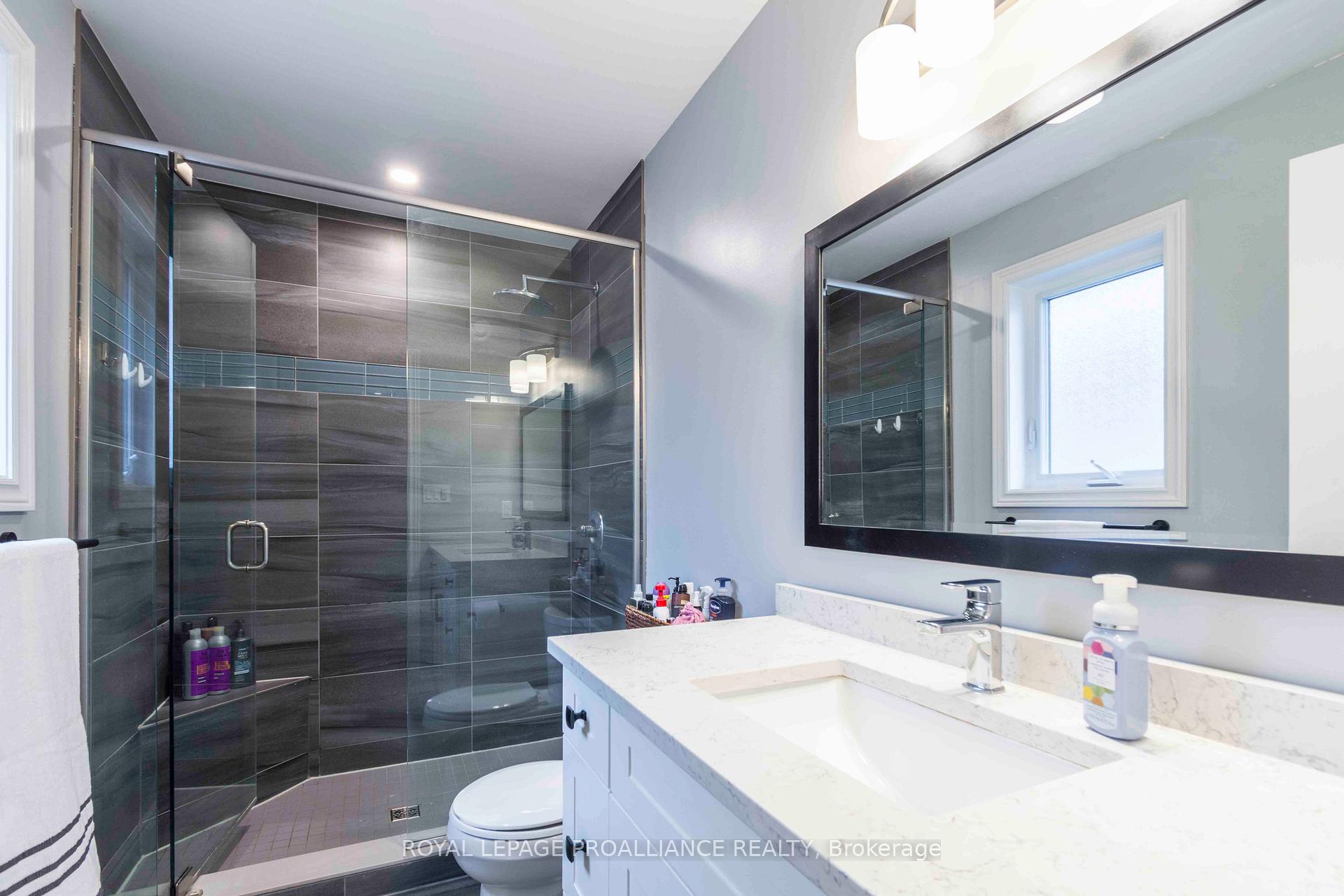 Photo 17 of 38 Deacon Place, Belleville, Belleville Ward — HOMEH