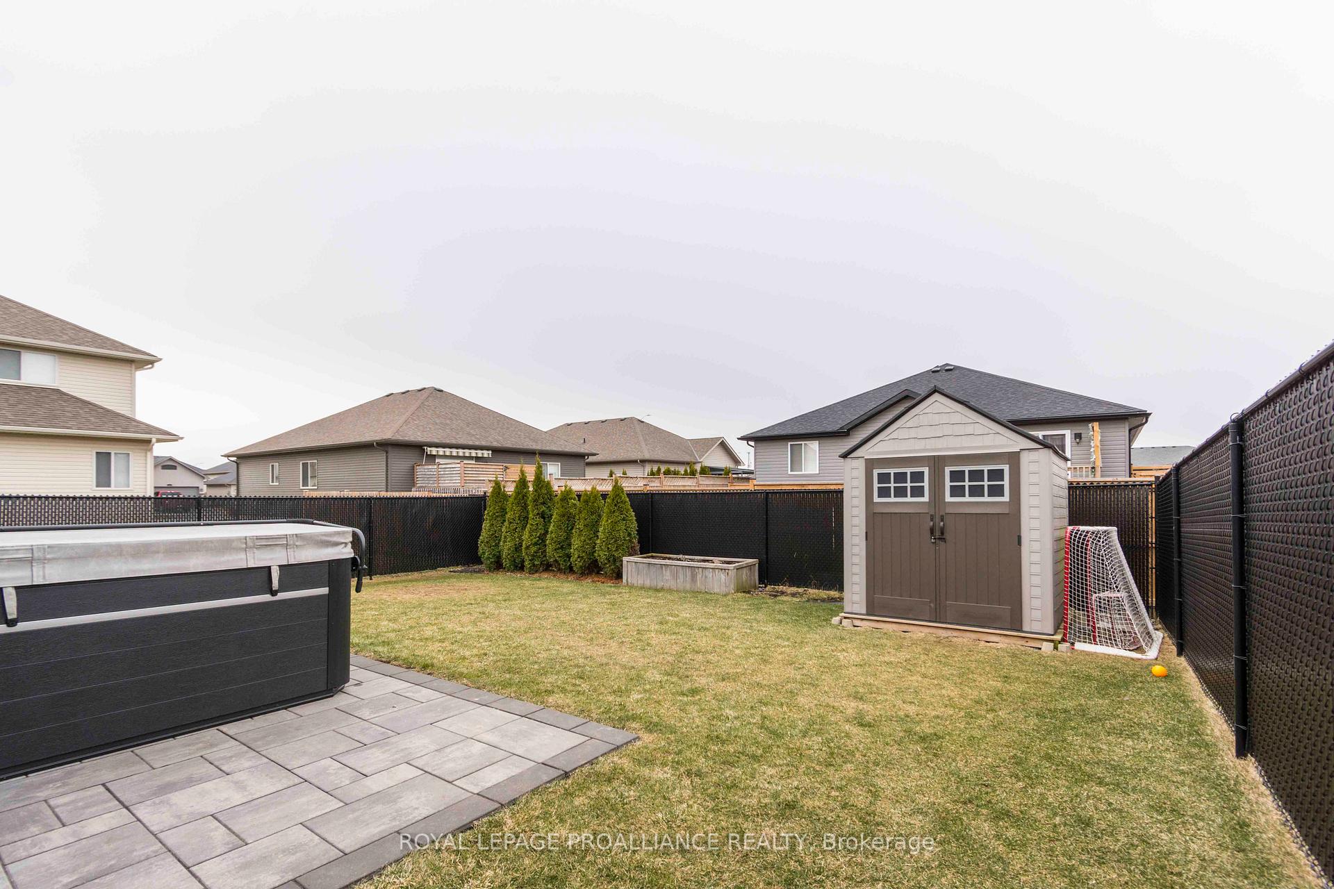 Photo 28 of 38 Deacon Place, Belleville, Belleville Ward — HOMEH
