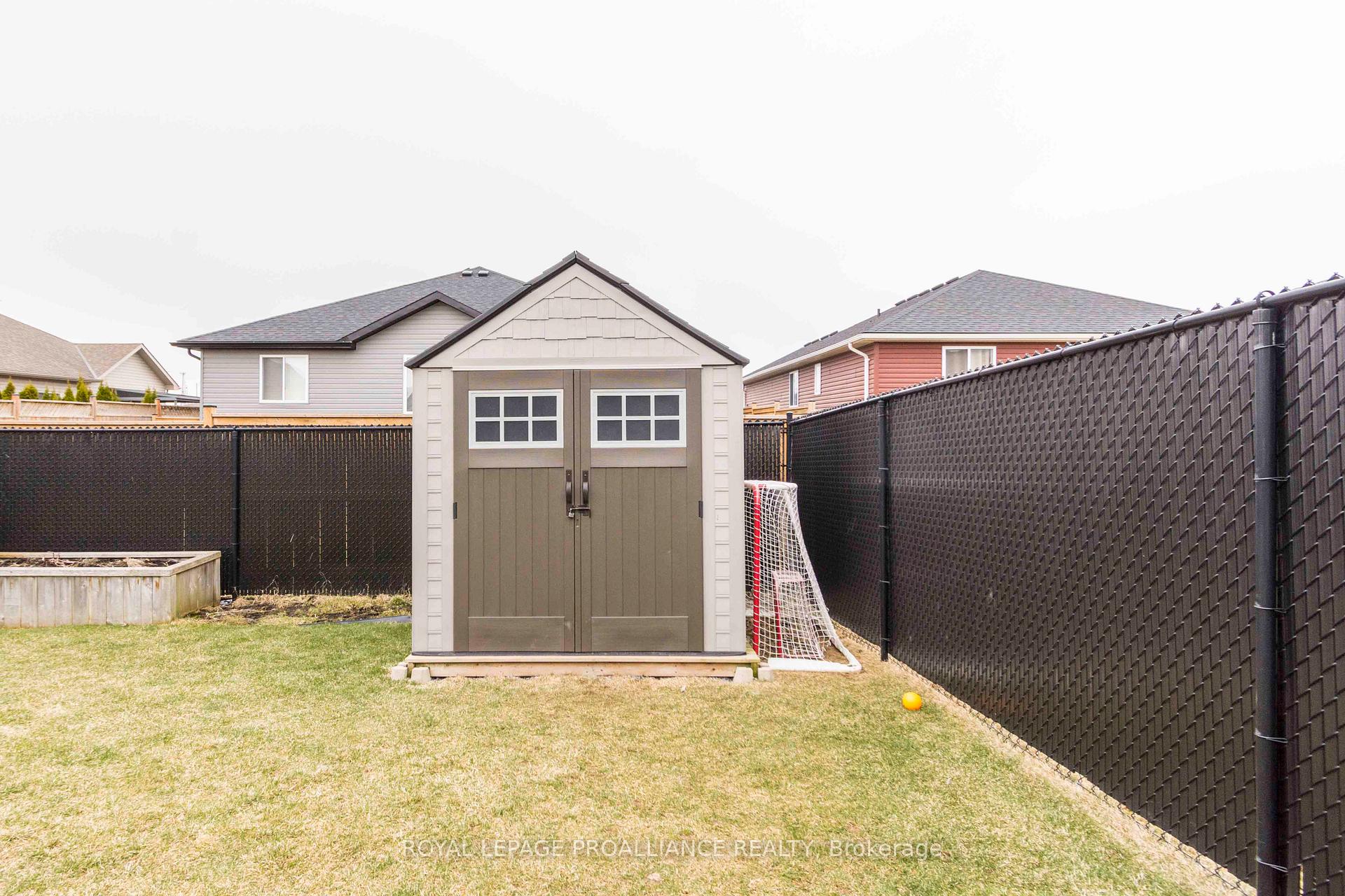 Photo 29 of 38 Deacon Place, Belleville, Belleville Ward — HOMEH