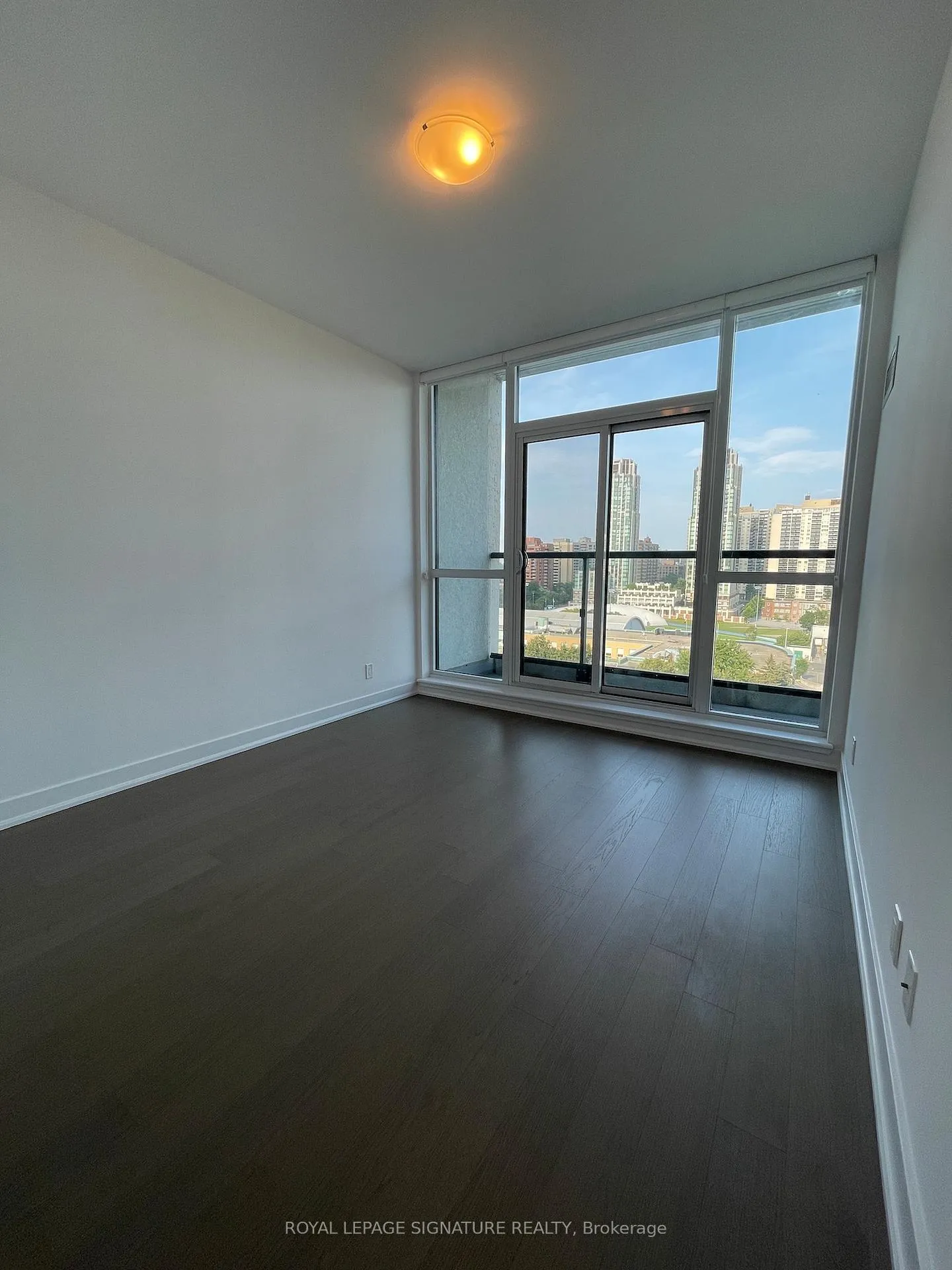 Photo 10 of Unit 904, 1486 Bathurst Street, Toronto, Humewood-Cedarvale — HOMEH