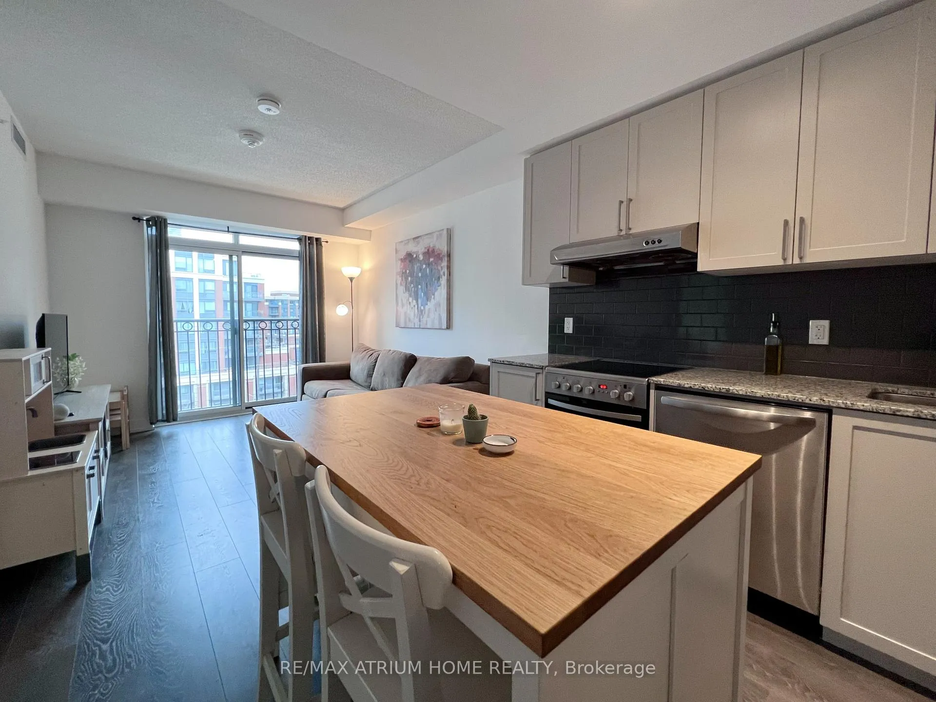 Photo 9 of Unit 609W, 268 Buchanan Drive, Markham, Unionville — HOMEH