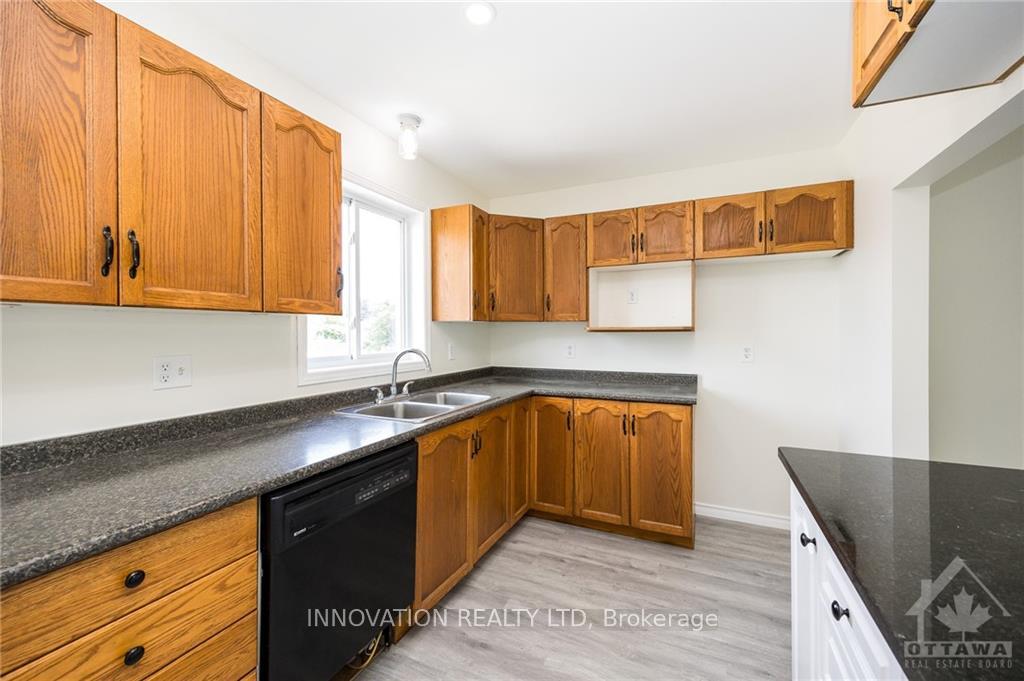 Photo 14 of 19 Johnston Street, Carleton Place — HOMEH