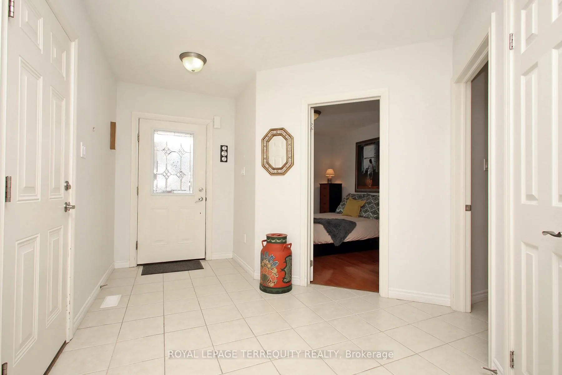 Photo 3 of Unit 69, 123 Village Crescent, Peterborough, Otonabee Ward 1 — HOMEH