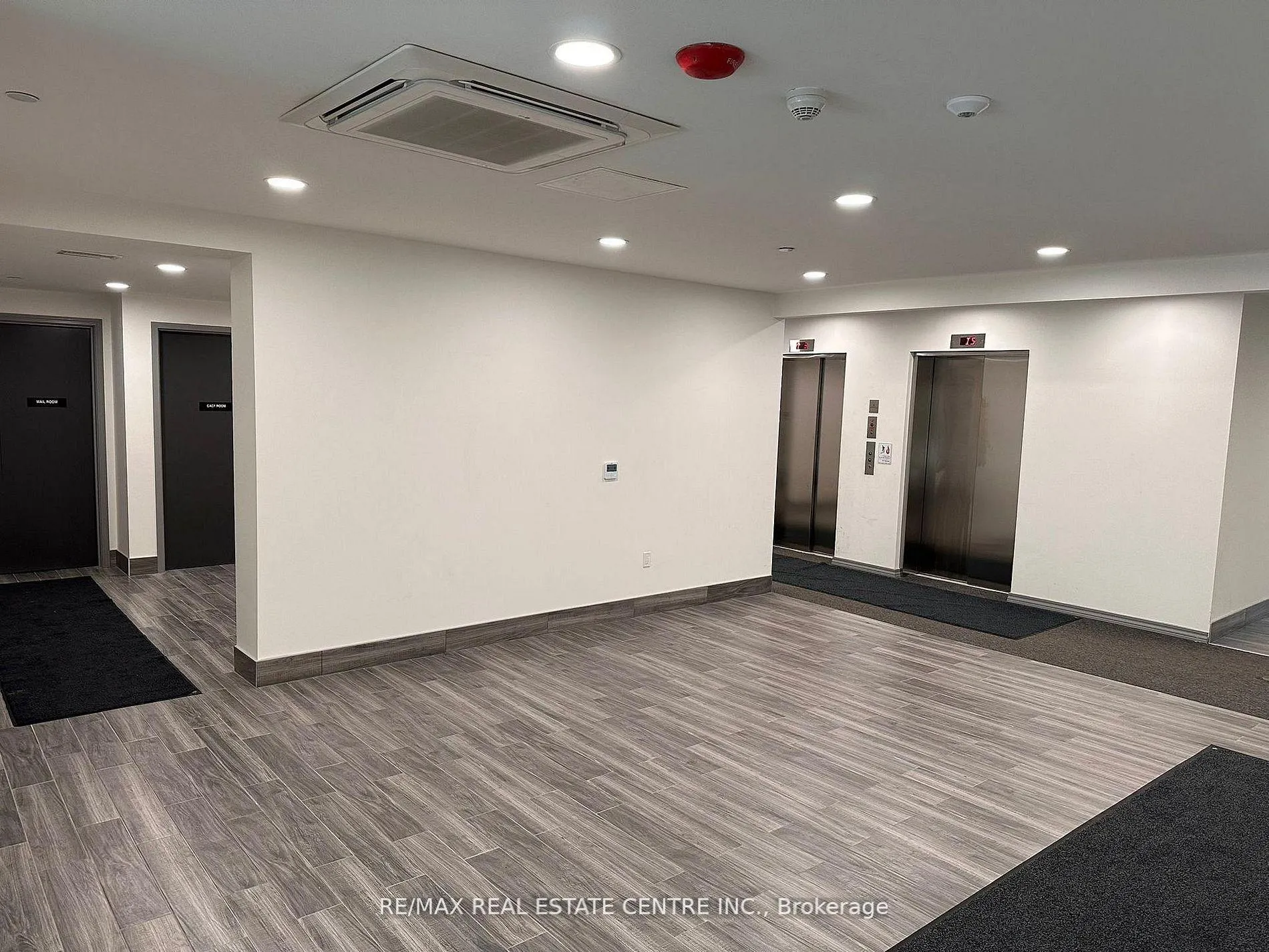 Photo 4 of Unit 101, 181 Elmira Road, Guelph, Willow West/Sugarbush/West Acres — HOMEH