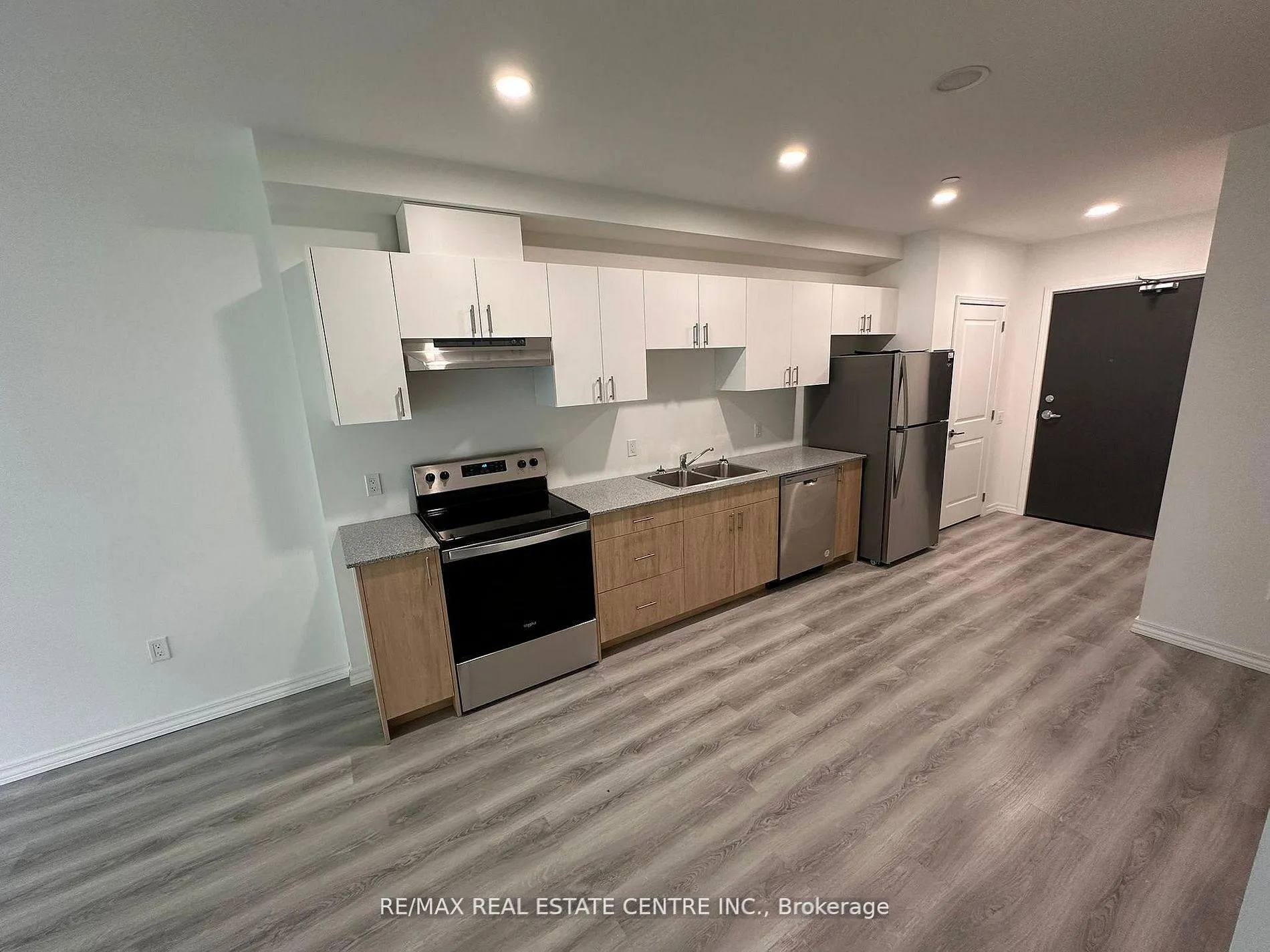 Photo 13 of Unit 101, 181 Elmira Road, Guelph, Willow West/Sugarbush/West Acres — HOMEH