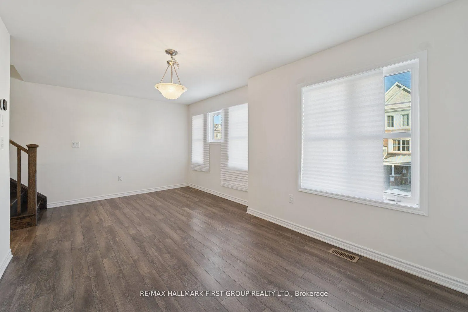 Photo 10 of 2442 Fall Harvest Crescent, Pickering, Rural Pickering — HOMEH