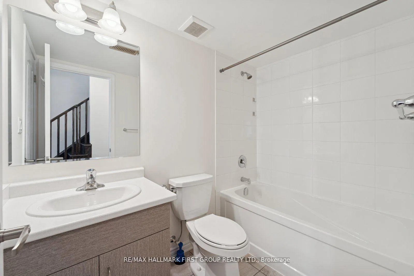 Photo 20 of 2442 Fall Harvest Crescent, Pickering, Rural Pickering — HOMEH