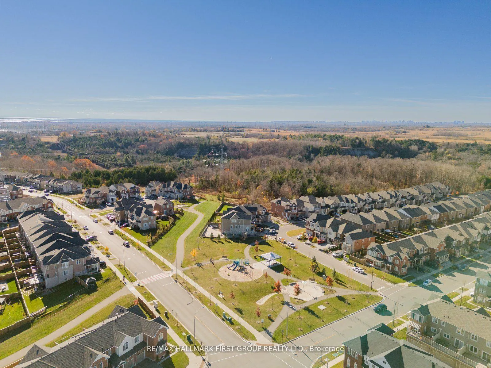 Photo 24 of 2442 Fall Harvest Crescent, Pickering, Rural Pickering — HOMEH